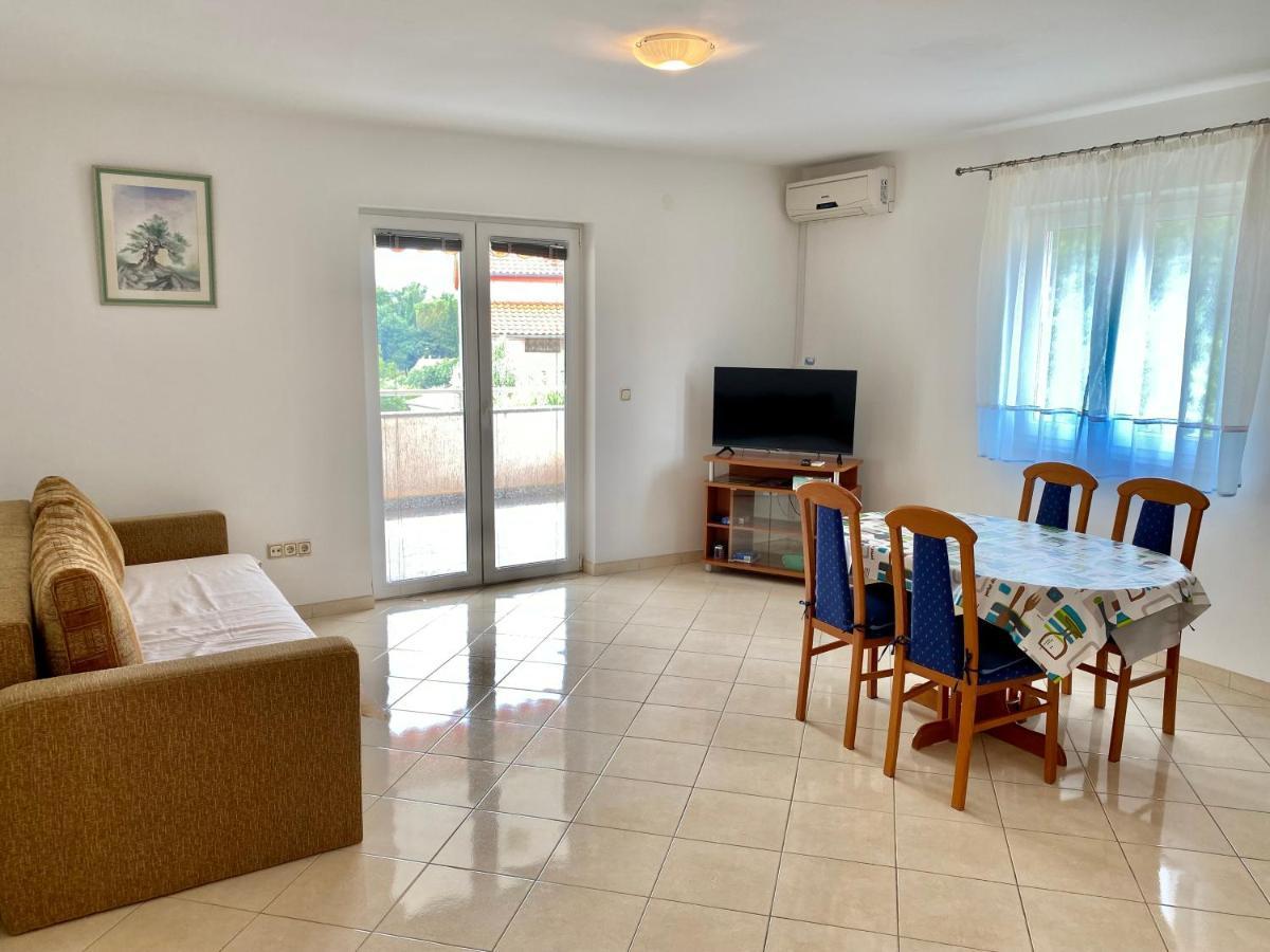 Apartments Malinska - Apartment 4 Екстериор снимка